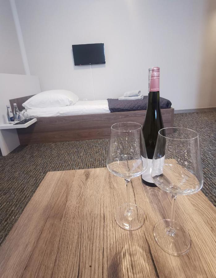 Loft Aparthotel 兹沃切涅茨 外观 照片